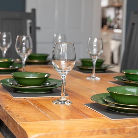 Characterful Terrace Retreat In County Durham - Sleeps 6 Apartment สแตนลีย์ ภายนอก รูปภาพ